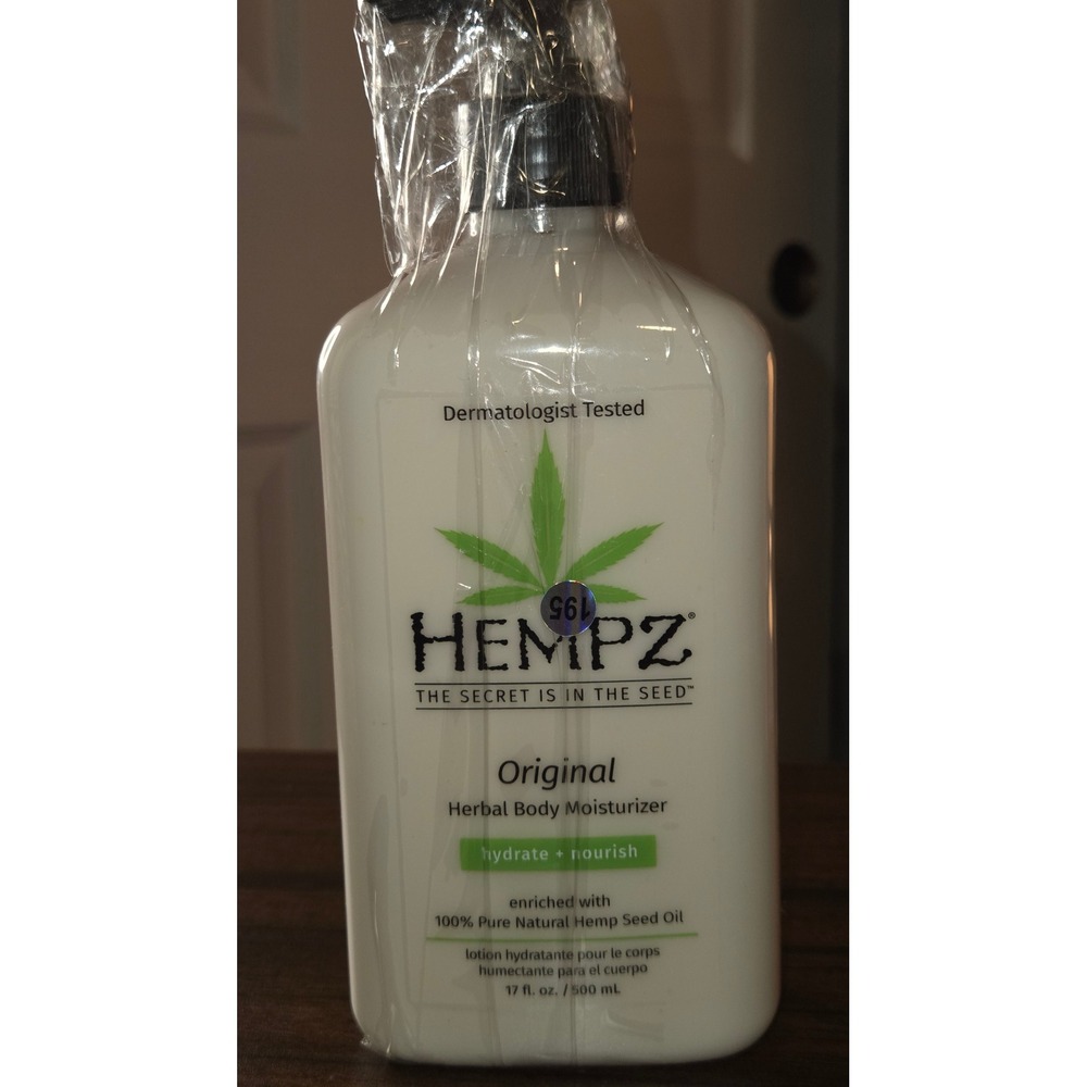 Hempz Original Herbal Body Moisturizer 17oz 500mL Hemp Seed Oil Lotion Pump